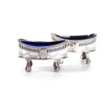 SILVER SALT CELLARS, GEORGIAN, 1860 With original glass inlay,5cm high, 7cm wide, 11g (2)