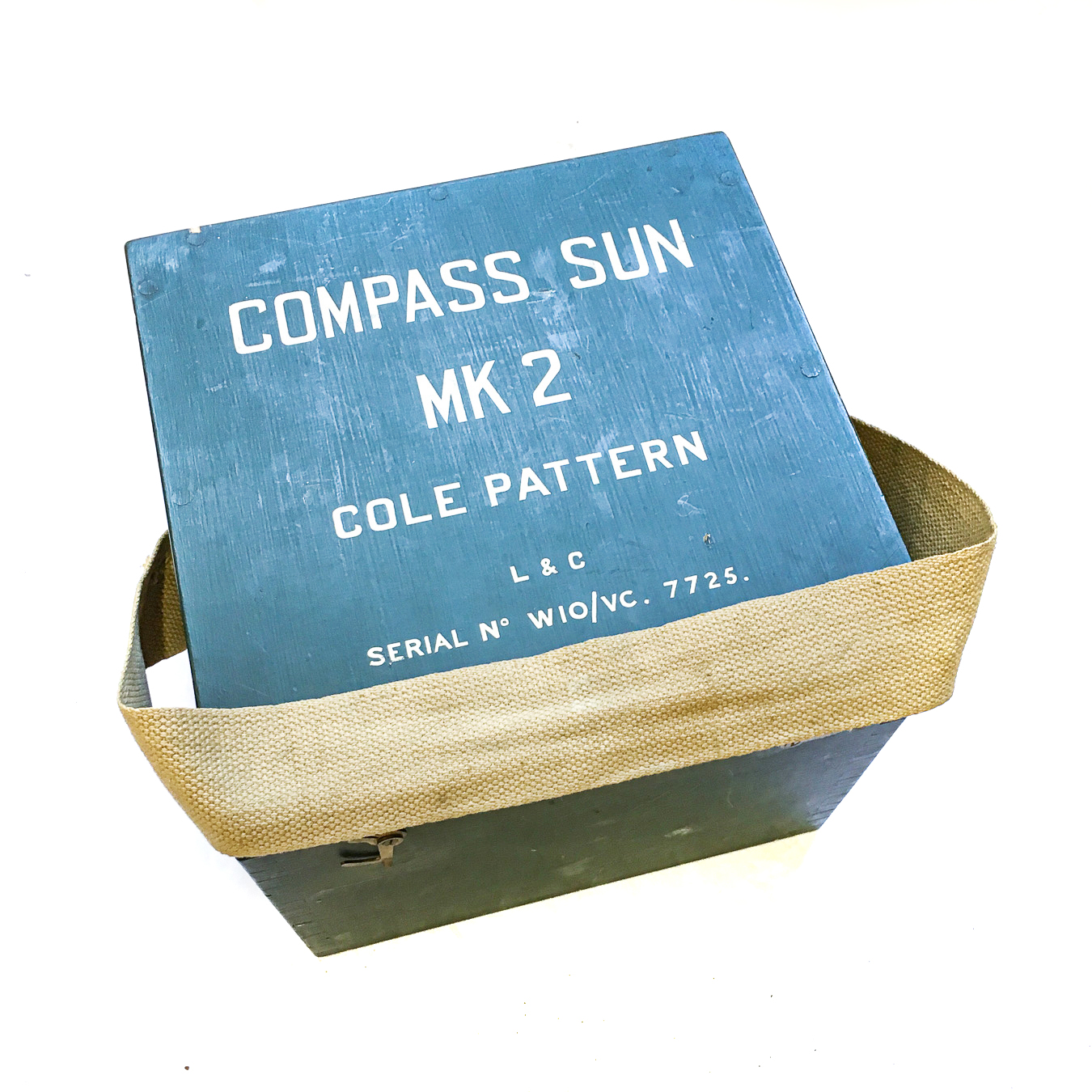 A BOXED BRITISH M2 COLE PATTERN SUN COMPASS Complete in its box of issue, carry strap intact