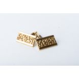 A PAIR OF GOLD CUFFLINKS 22mm long, 5mm wide, stamped 333