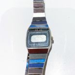 A LADY'S SEIKO STAINLESS STEEL DIGITAL WATCH Requires new battery, circa 1980