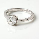 A DIAMOND CLUSTER RING