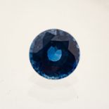 AN UNMOUNTED ROUND MIXED-CUT SAPPHIRE