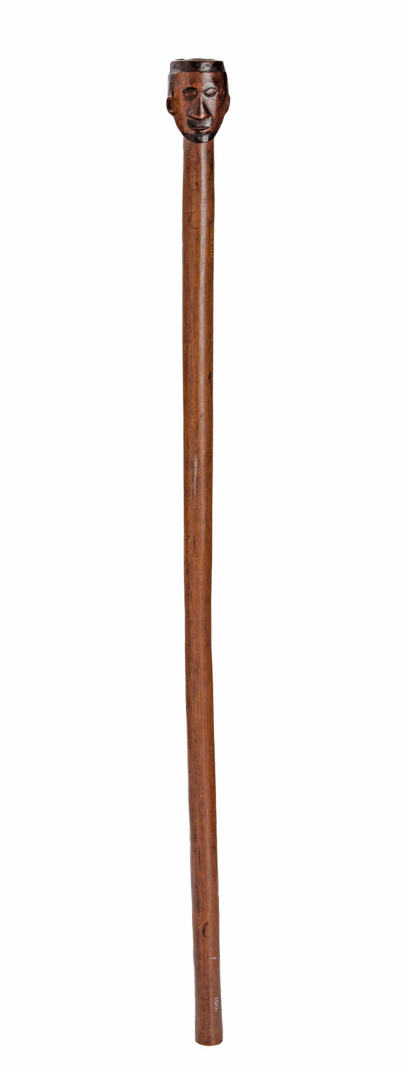 A ZULU STAFF WITH CARVED HEAD, 19th CENTURY - Image 5 of 20