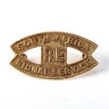 A WWI SOUTH AFRICAN SIGNAL SERVICE ROYAL ENGINEERS SHOULDER TITLE, J.R. GAUNT, LONDON, 1916 - 1918