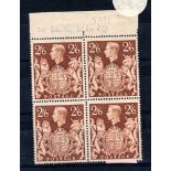 GREAT BRITAIN ** 1939 2/6 brown. Top marginal block of 4. Variety, 'Dot below lion's left knee (R2/