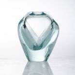 A SKRDLOVICE GLASSWORKS VASE DESIGNED BY LADISLAVE PALECEK, 1974 19cm high