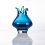 A HARRACHOV GLASSWORKS VASE DESIGNED BY MILAN METELAK, 1960S Evening Blue tone15,5cm high