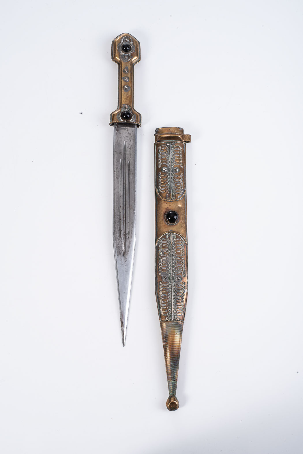 KINJAL CAUCASIAN RUSSIAN DAGGER Caucasian kinjal with scabbard (beautifully finished, nice signs - Image 2 of 2