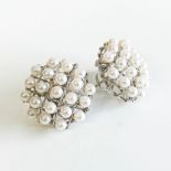 A PAIR OF PEARL EARRINGS