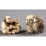 A JAPANESE IVORY NETSUKE OF A DOLL MAKER, TAISHŌ PERIOD, 1912 - 1926