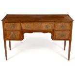 AN EDWARDIAN MAHOGANY AND INLAID KNEEHOLE DESK