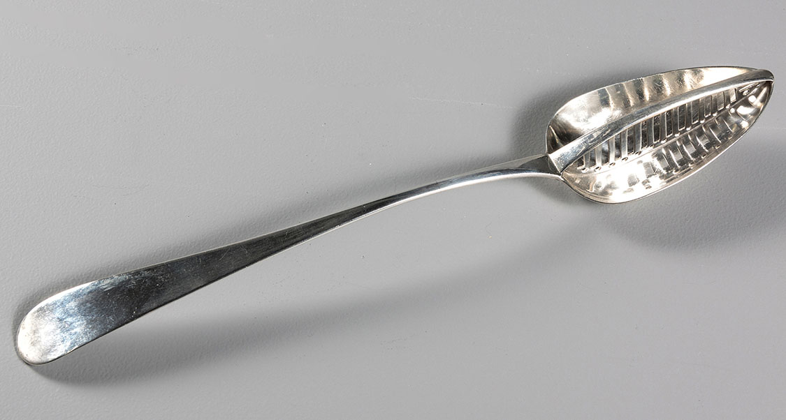 A GEORGE III SILVER OLD ENGLISH PATTERN GRAVY SPOON, SAMUEL NEVILLE, DUBLIN, 1802