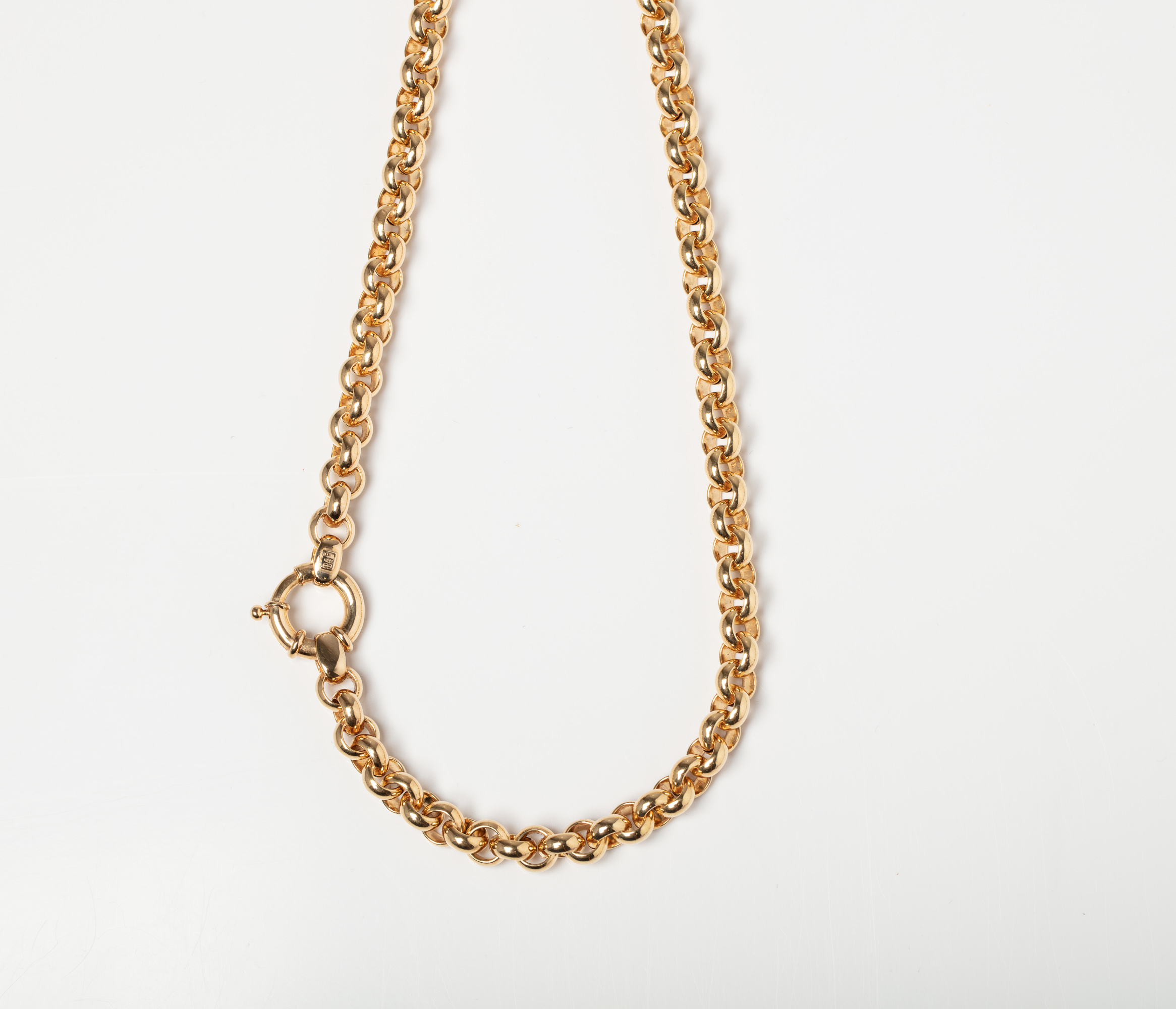 A 9CT GOLD BELCHER CHAIN