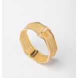 A 14CT GOLD FILLIGREE HINGED BANGLE