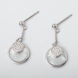 SILVER DANGLING DROP EARRINGS