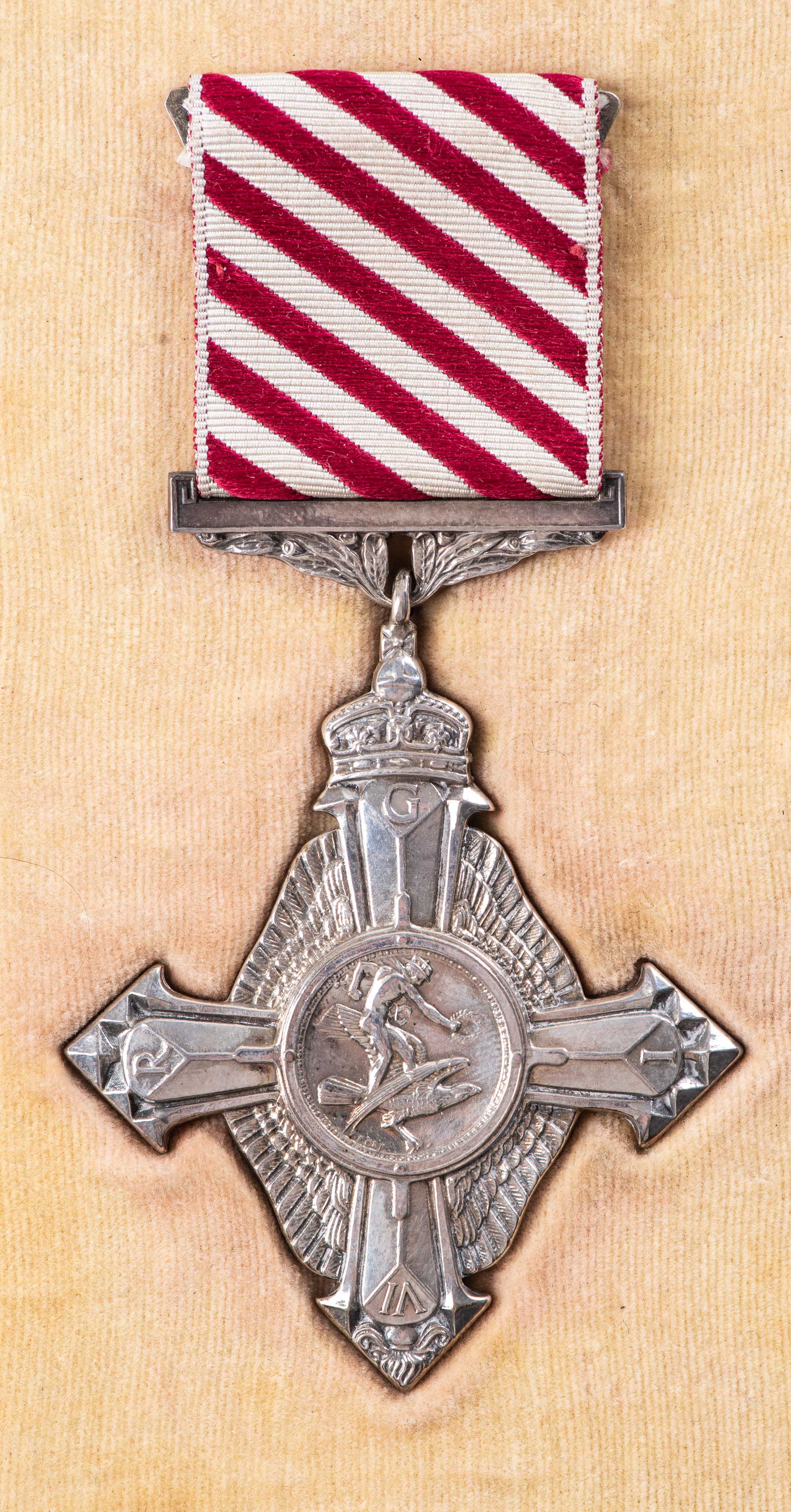 AIR FORCE CROSS (GEORGE VI) DATED 1945 - Image 3 of 4