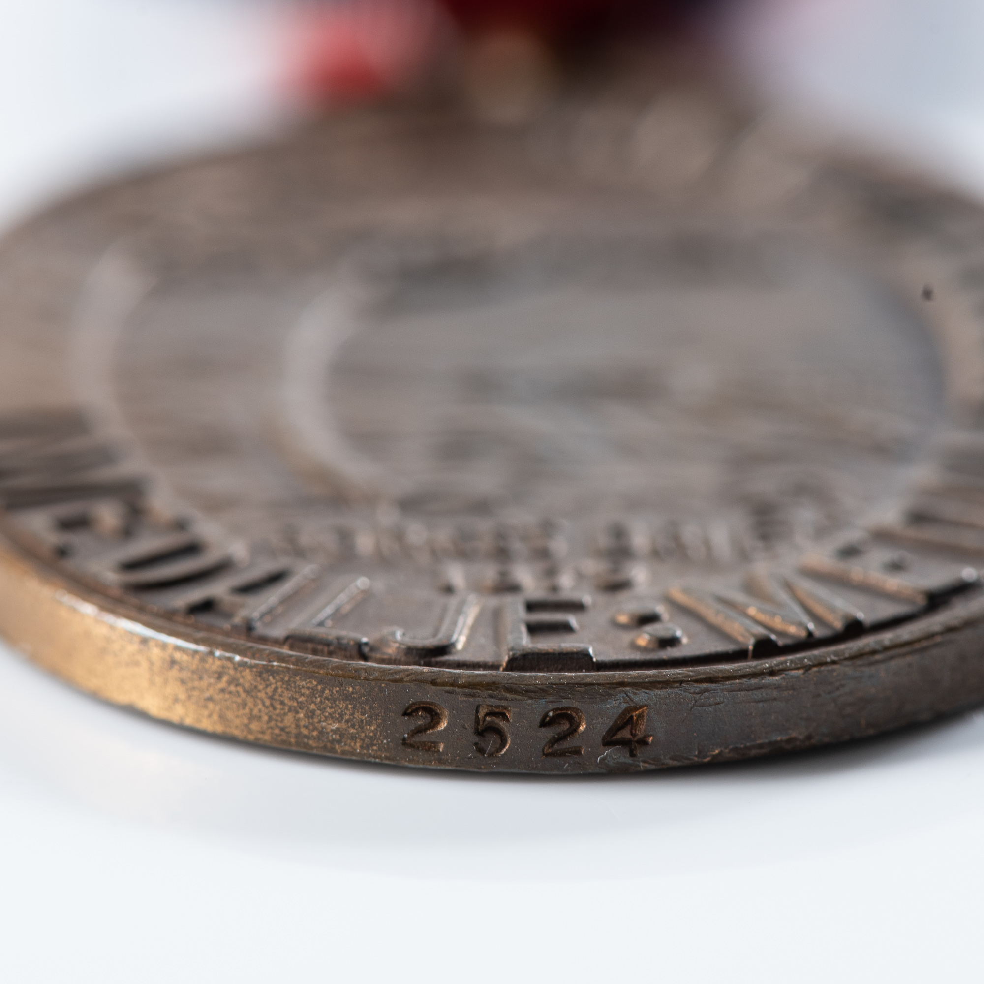 JOHN CHARD MEDAL (REPUBLIC ISSUE COAT OF ARMS) - Image 4 of 5