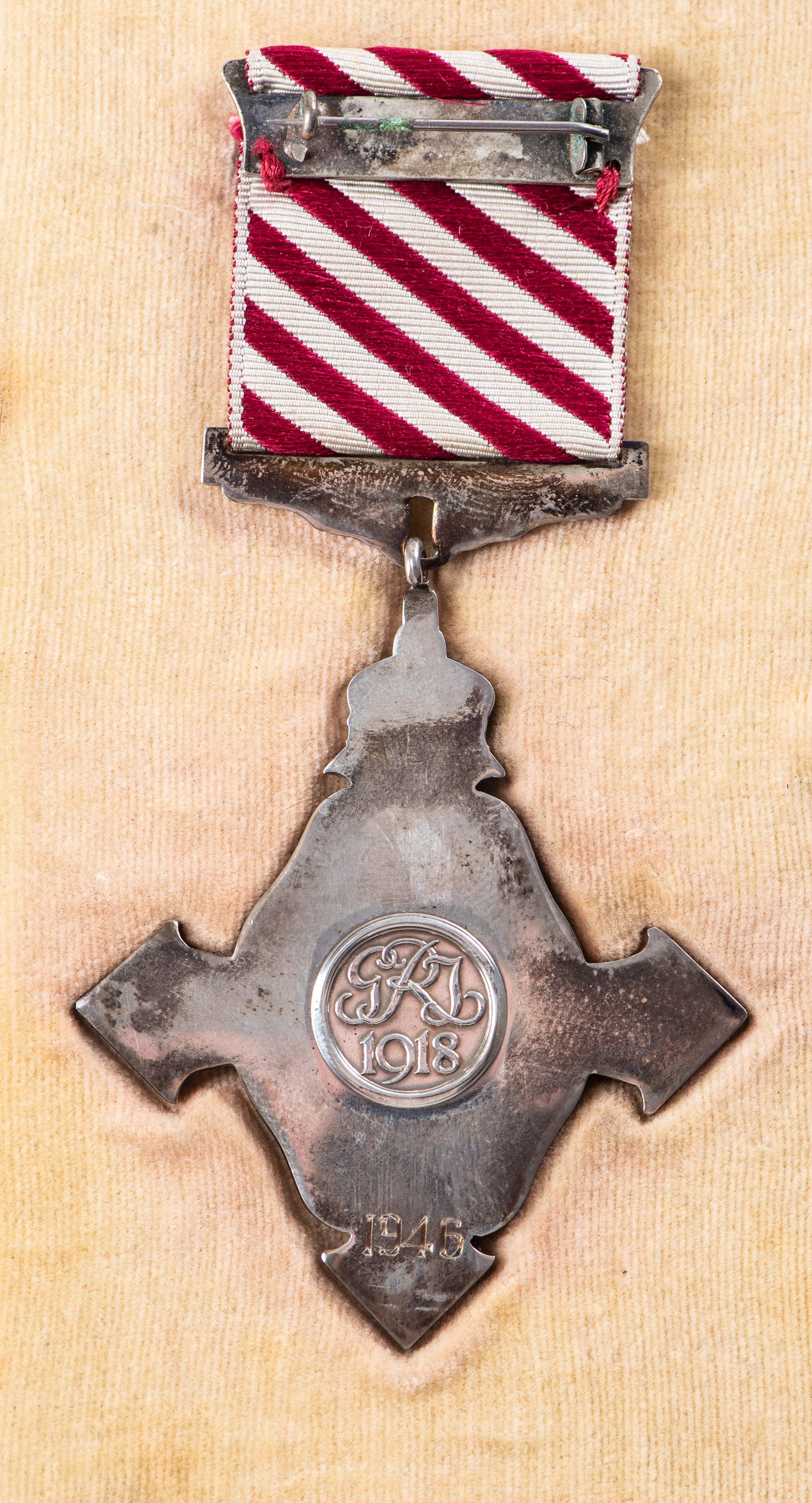 AIR FORCE CROSS (GEORGE VI) DATED 1945 - Image 4 of 4