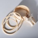 A SUITE OF IVORY JEWELLERY
