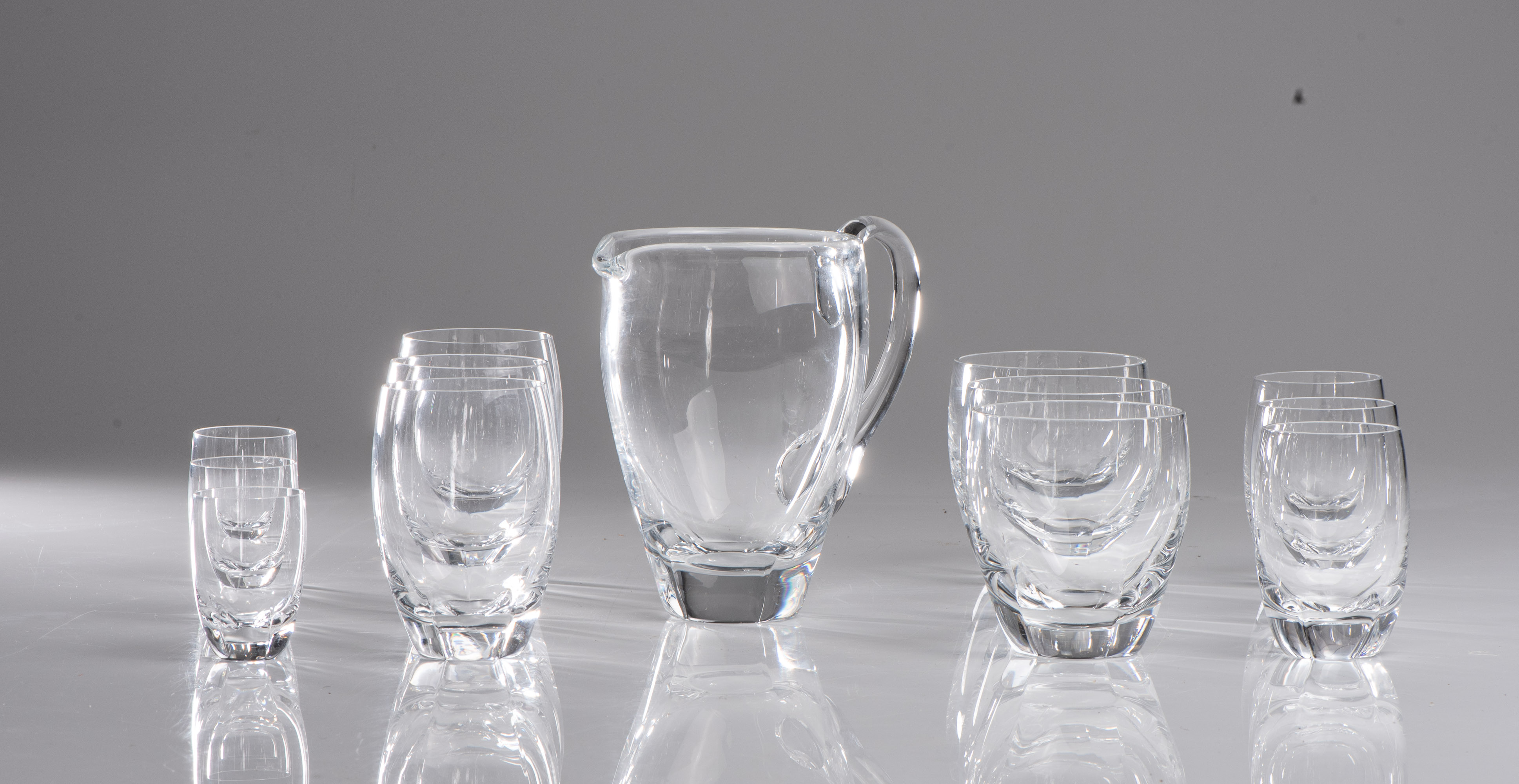 A PART-SUITE OF LALIQUE 'HIGHLANDS' PATTERN GLASSWARE