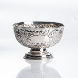 A CIRCULAR SILVER ROSEBOWL