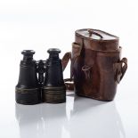 A SET OF GENTLEMAN'S BINOCULARS