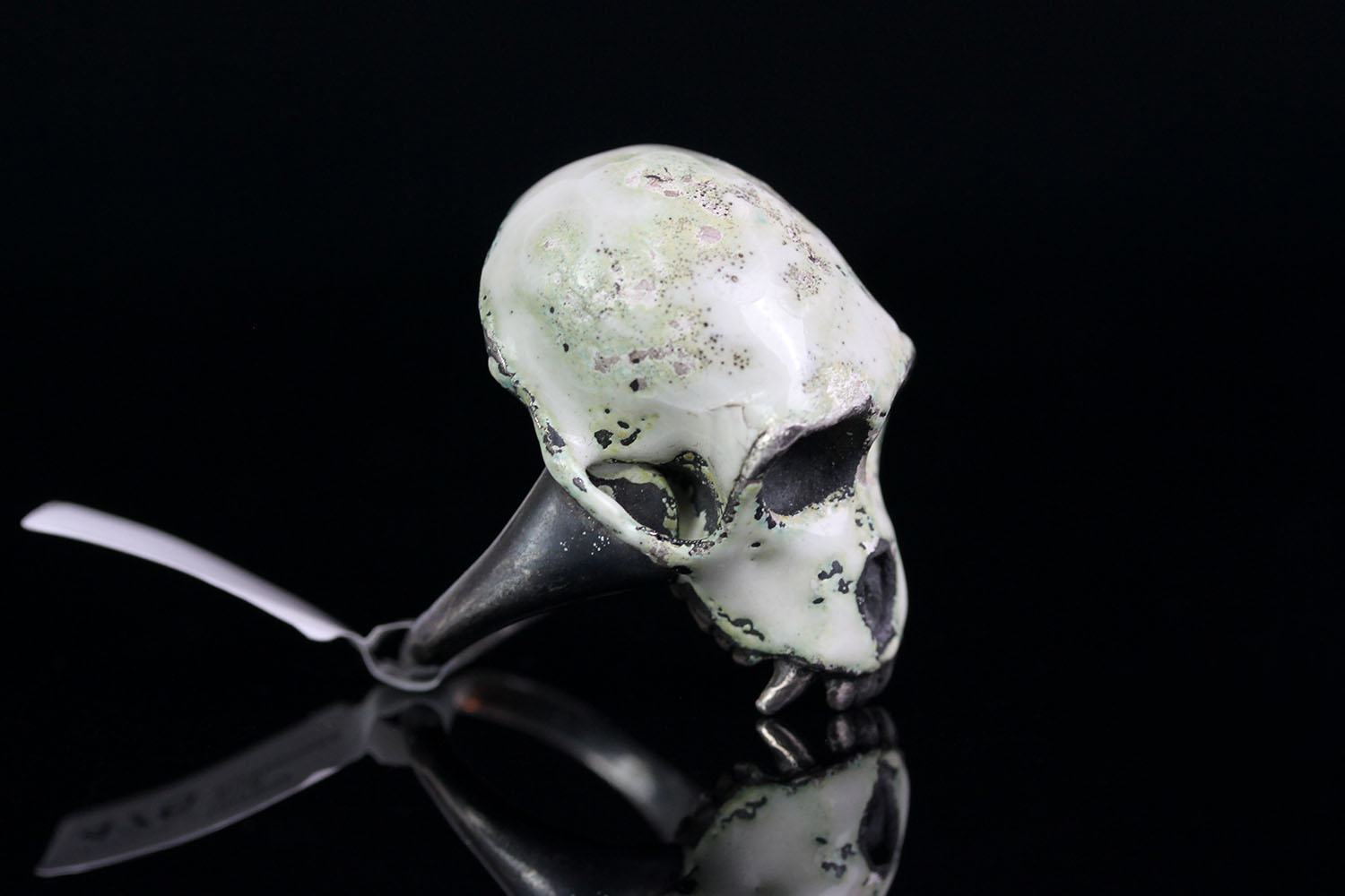 SILVER ENAMEL MONKEY SKULL RING,total weight 50.2gms , ring size S. - Image 2 of 3