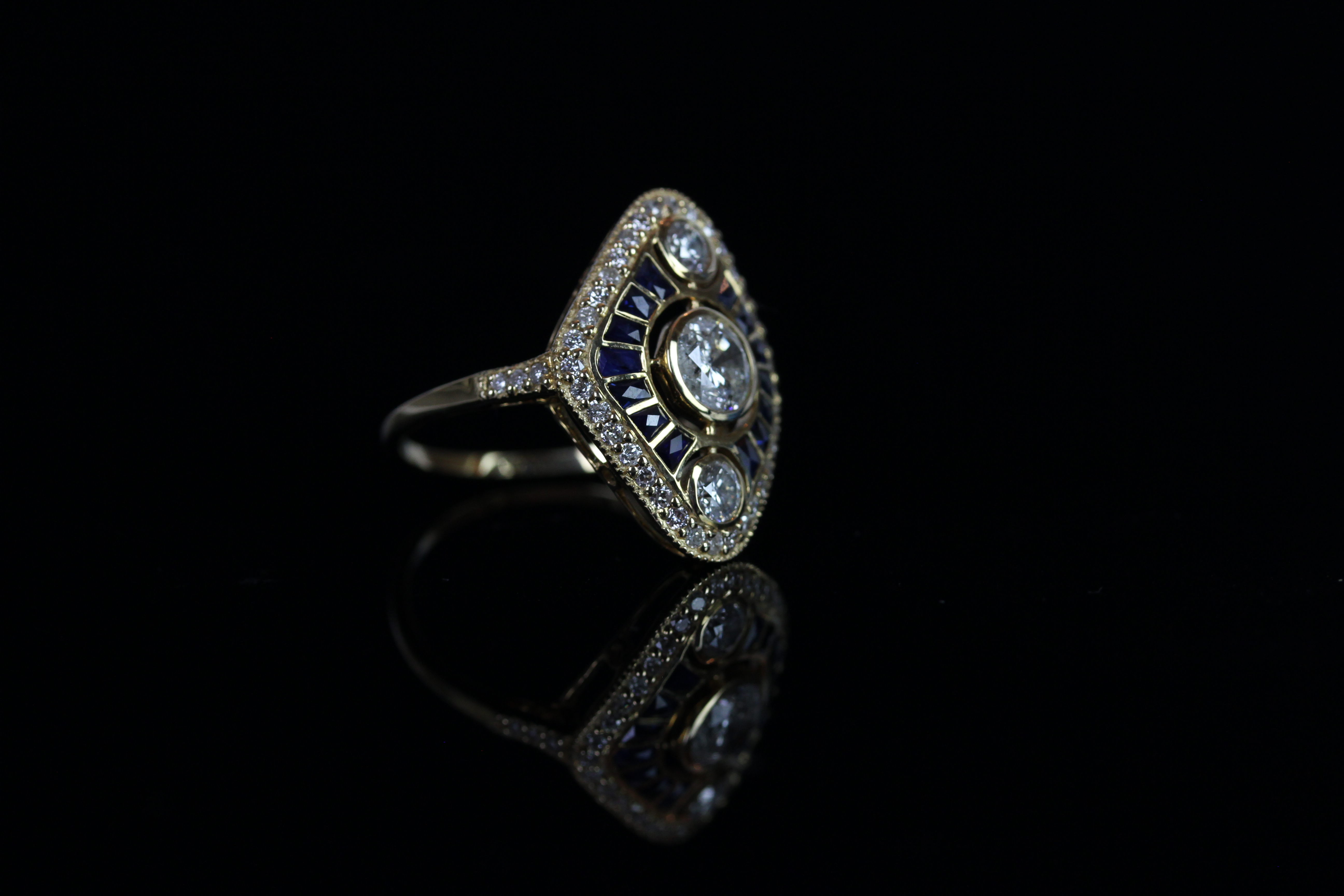 14ct Yellow Gold Diamond and Sapphire art deco style ring featuring centre, round brilliant cut - Image 2 of 4