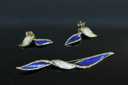18CT BOUCHERON PARIS BLUE ENAMEL AND WHITE STONE BROOCH AND DROP EARRINGS, total weight 40.30 gms.