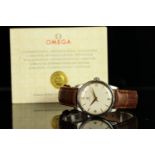 GENTLEMENS OMEGA WRISTWATCH W/ PAPERS CIRCA 1962, circular off white cream dial with gold hour