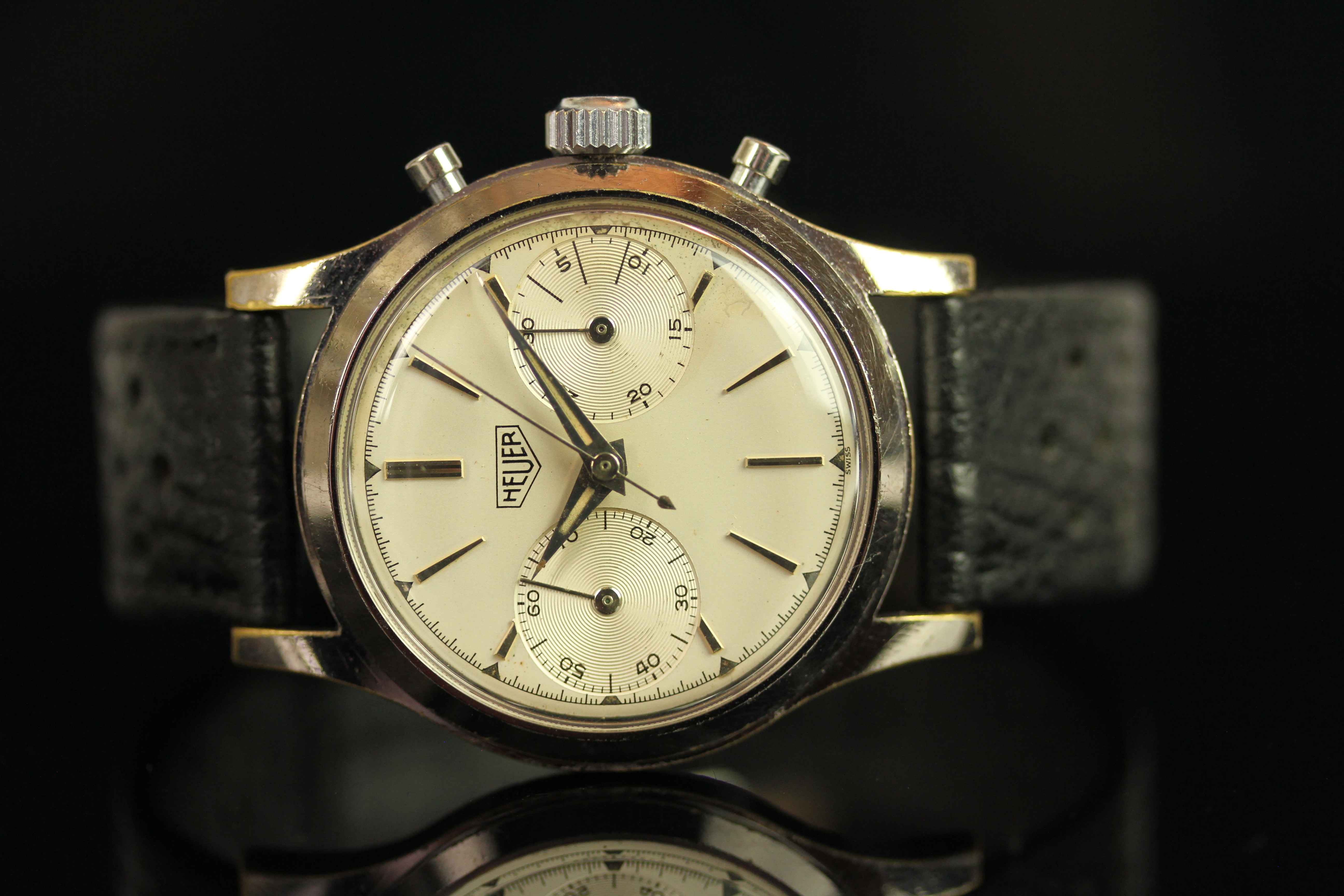 GENTLEMANS HEUER PRE CARRERA CHRONGRAPH REF 3336, CIRCA 1950s , round ,silver dial with silver sword - Image 2 of 5