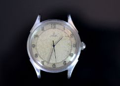 GENTLEMENS OMEGA AUTOMATIC 'BUMPER' WRISTWATCH REF. 2421 CIRCA 1947, circular patina two tone dial