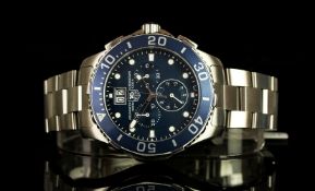 GENTLEMANS TAG HEUER AQUARACER CHRONOGRAPH, MODEL CAN1011,round, blue dial with illuminated hands,