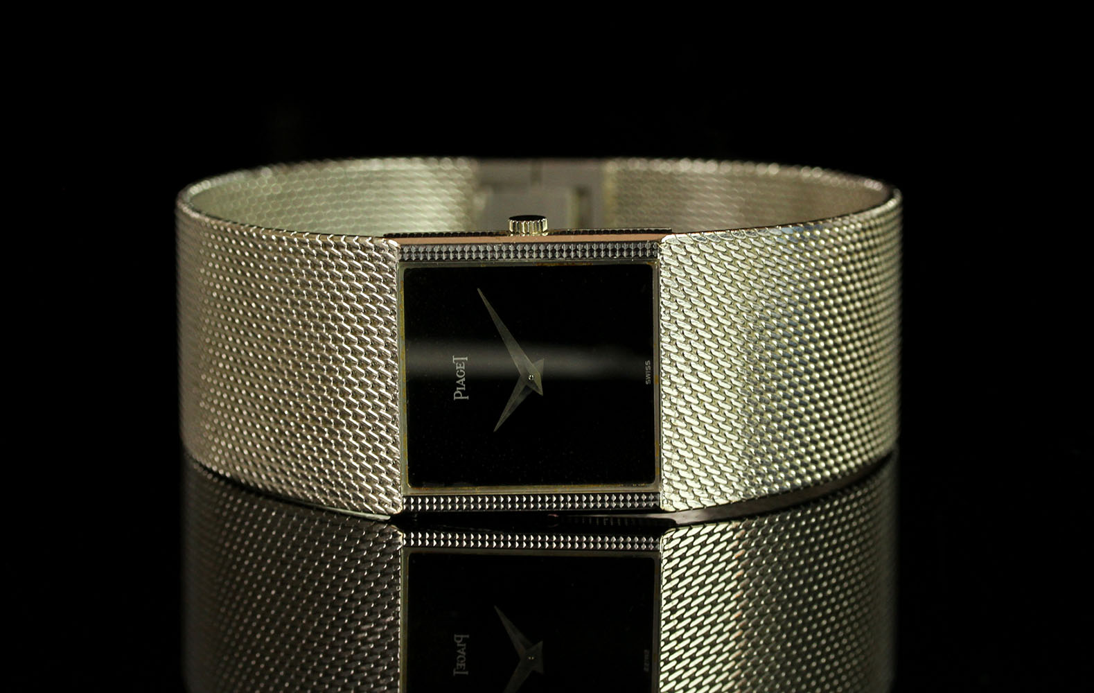 PIAGET DRESS WATCH W/BOX, rectangular black dial, 23mm case, manual wind movement inside, 18k - Image 2 of 3