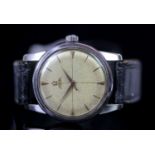 GENTLEMENS OMEGA AUTOMATIC CROSS HAIR WRISTWATCH REF. 2846, circular two tone patina cross haur dial