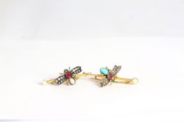 Pair of Early 20th Century bug brooches, each with Rose cut diamond set wings, one with a faceted