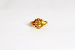 22CT SINGLE CITRINE SIGNET RING DATED LONDON 1894,hallmarked, total weight 8.4 gms, size T.