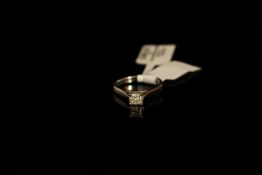 14CT SINGLE PRINCESS CUT DIAMOND RING,estimated diamond size 2.9x2.9mm, total weight 2.9gms , ring