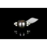 18cCT WHITE GOLD BLACK SOUTH SEA PEARL WITH DIAMOND SET SHOULDERS, pearl estimated 10mm, diamonds