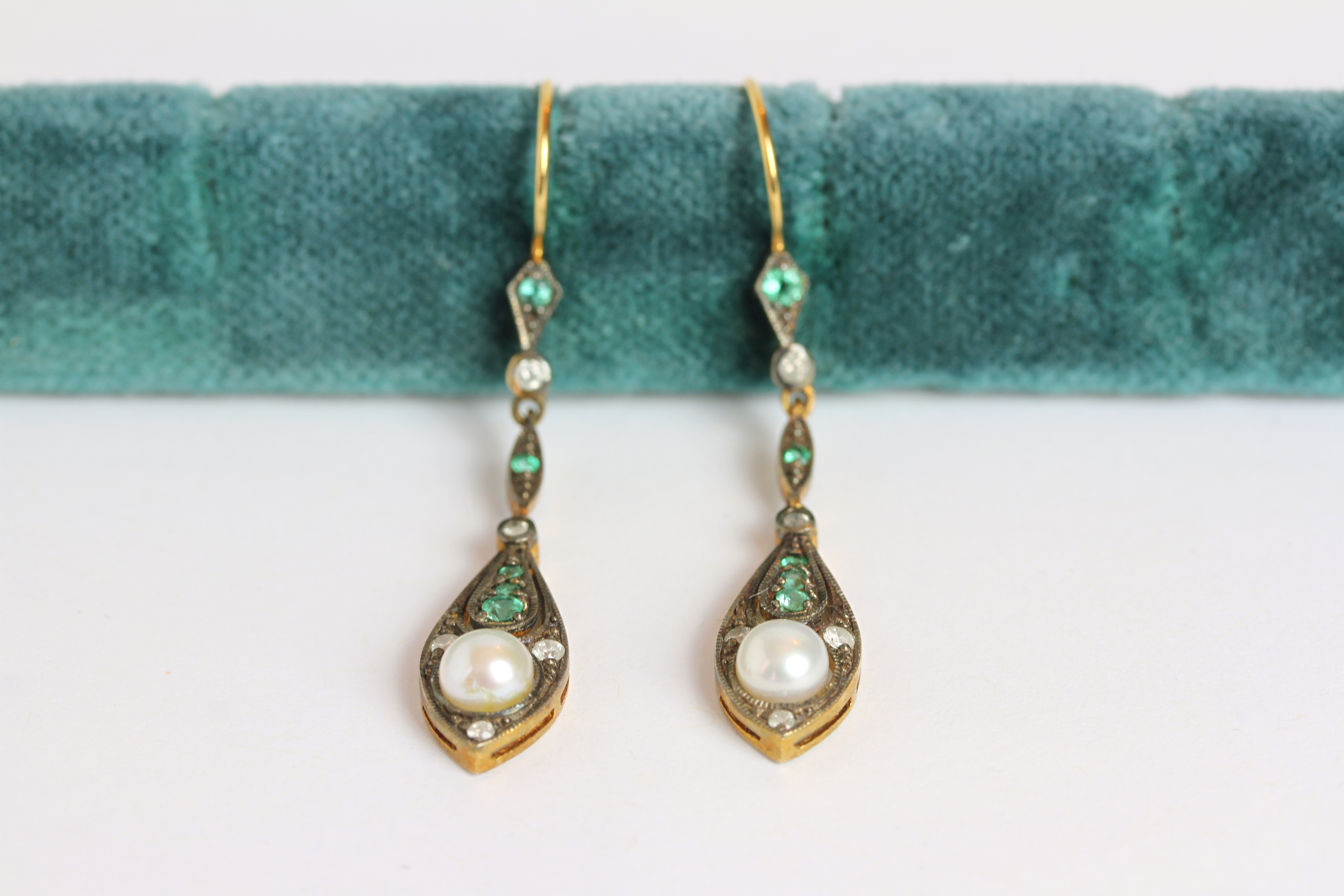 Pair of Diamond, Emerald & Pearl drop earrings, each set with one pearl, 5 diamonds and 5