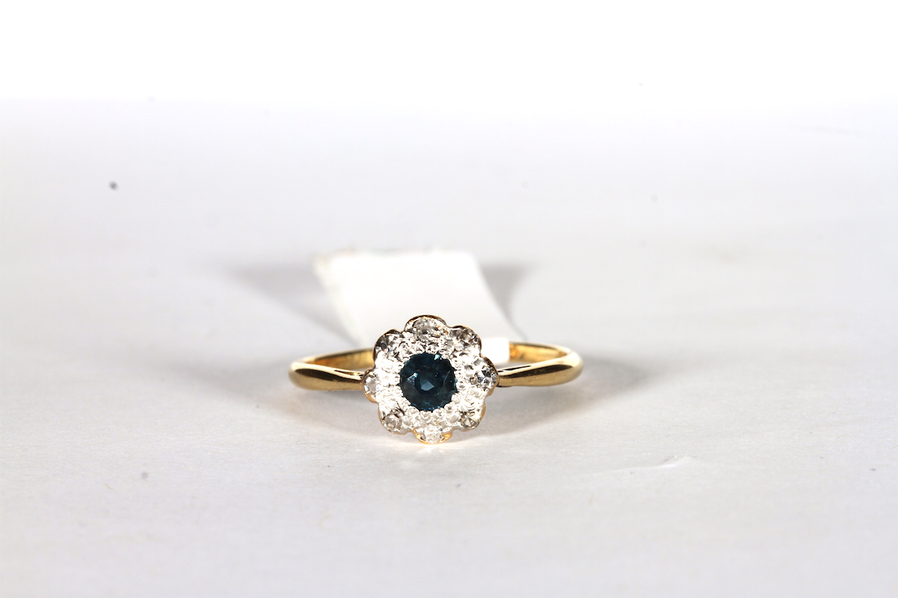 Vintage Sapphire and Diamond Cluster ring, dainty 3,1mm blue sapphire with transitional cut