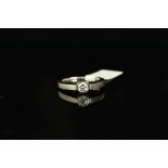 PLATINUM REVERSIBLE SINGLE STONE DIAMOND RING,stamped inside ring 0.31ct, colour G, clarity SI,