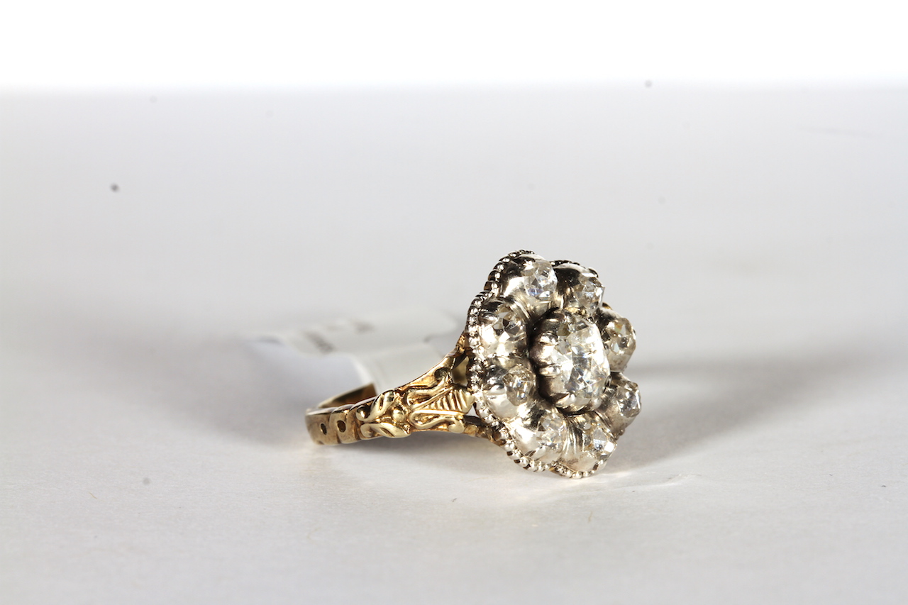 Early Rose Cut Diamond Cluster Ring, central bright Rose cut diamond, approximately 4.4x2.2mm - Image 3 of 4