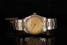 GENTLEMENS ROLEX OYSTER WRISTWATCH REF. 4499 CIRCA 1940s, circular patina dial with gold Arabic