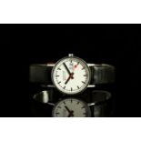 GENTLEMENS MONDAINE WRISTWATCH, circular white dial with black hour markers and minute track, date