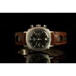 GENTLEMENS HEUER CAMARO CHRONOGRAPH DATE WRISTWATCH, circular black twin register dial with silver