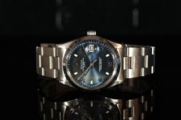 GENTLEMENS ROLEX OYSTER PERPETUAL DATE WRISTWATCH REF.15000, circular blue dial with applied