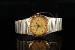 GENTLEMAN'S TWO TONE OMEGA CONSTELLATION CHRONOMETER, 60250445 CIRCA 1999, round, champagne dial