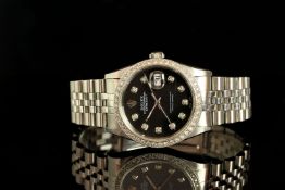 GENTLEMAN'S ROLEX DATEJUST DIAMOND SET , MODEL 16234,SN K61...., CIRCA 2001, round, black dial