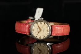 GENTLEMAN'S VINTAGE CANOE, BEING SOLD WITHOUT RESERVE, round, layered off white dial with gold